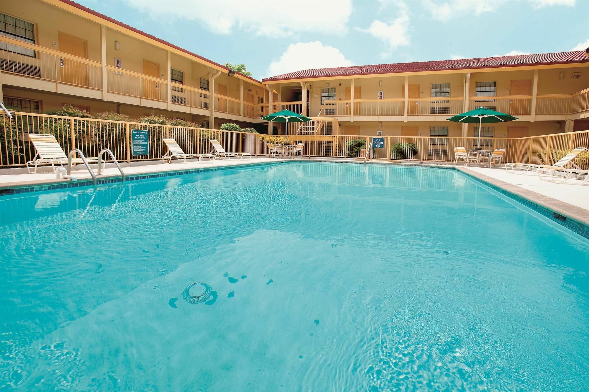 Motel 6 Huntsville Al University Dr. Exterior foto